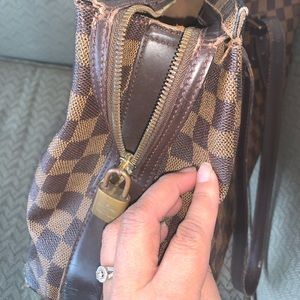 Damier Ebene Chelsea